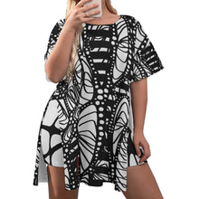 Load image into Gallery viewer, MY AMBIGUOUS NATURE Women&#39;s Drop-Shoulder Tunic w/ Biker Shorts (Plus Size)