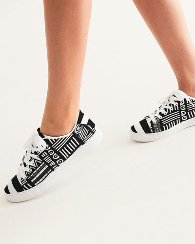 ABSTRACT IN BLACK & WHITE Women's Leather Sneaker